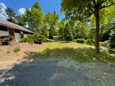 Pitch with electrical connection